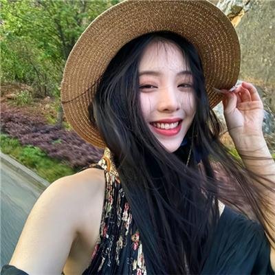 白雪女王封面